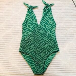 Citrine LAUREL ONE PIECE (SMOCKED) DARK GREEN ABSTRACT Zebra Stripe Size Large